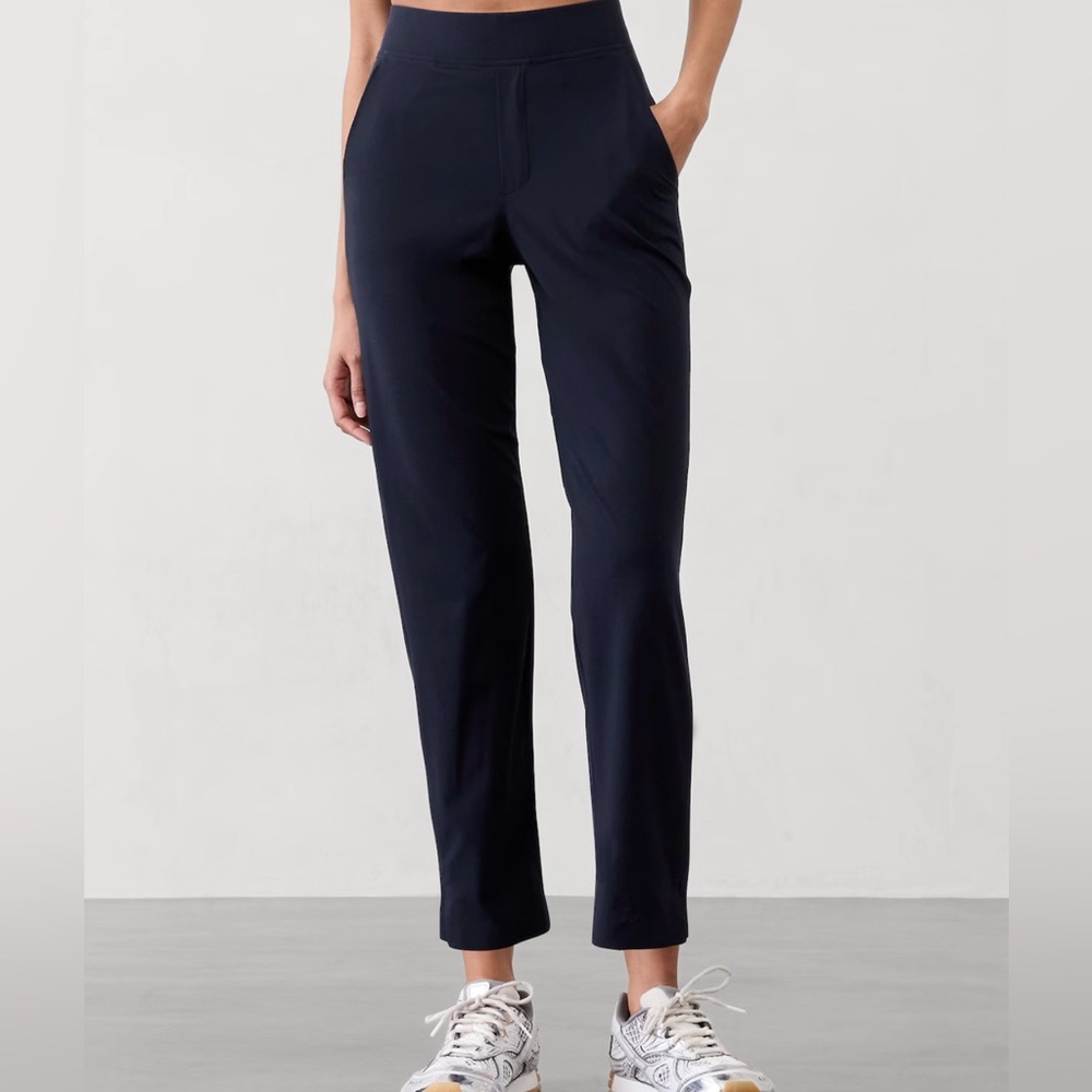Athleta NWT Brooklyn Pant 4 Tall Navy